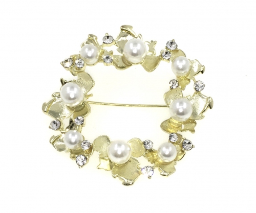  Faux Pearl With Cubic Zircon Flower Wreath Brooch