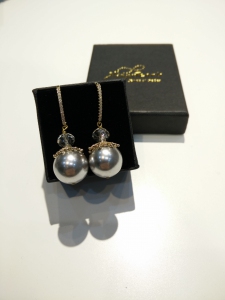 H/M Pearl Shell Earring-Sliver